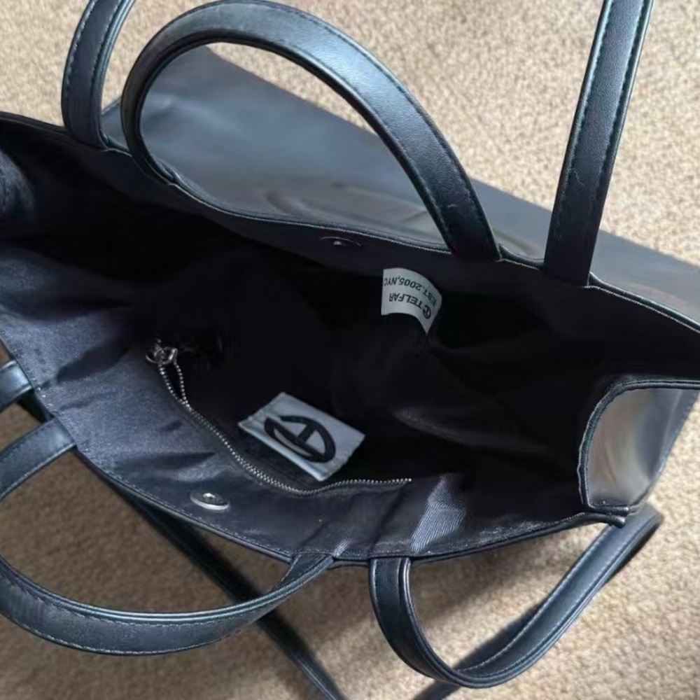 Telfar Black Medium Commuter Tote Bag - Picture 5 of 5